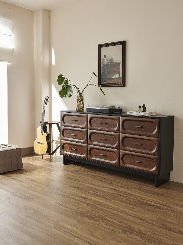 LVT-8803